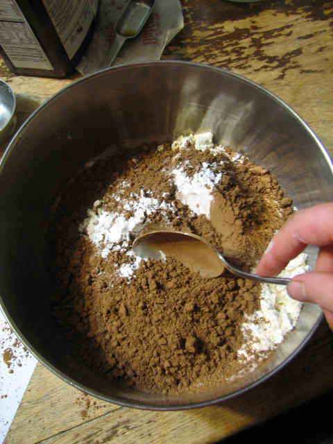 here we're mixing the dry ingredients